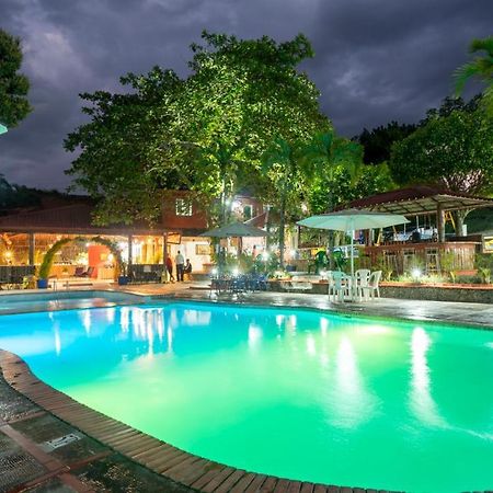 Jarabacoa River Club & Resort المظهر الخارجي الصورة